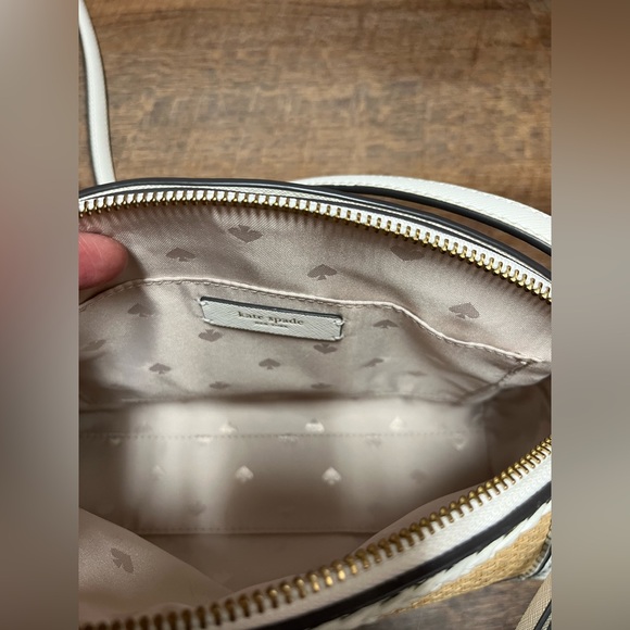 Kate Spade New York Reiley Straw Dome Saffiano Leather Trim Crossbody Handbag - Picture 9 of 10